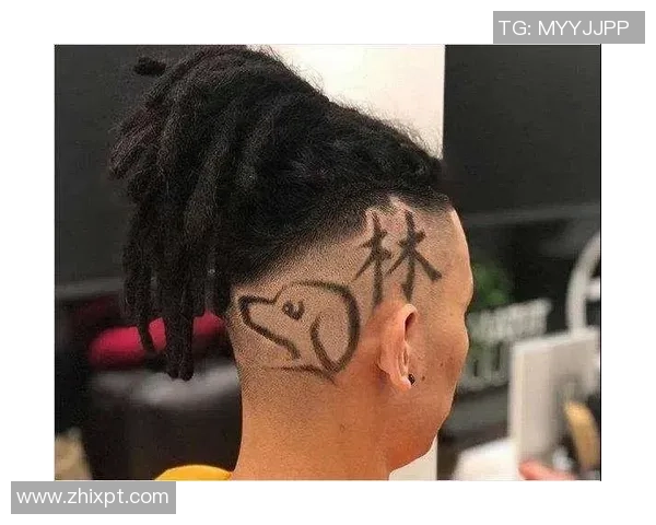 足球明星们的独特头型展示与风格解析让你大开眼界