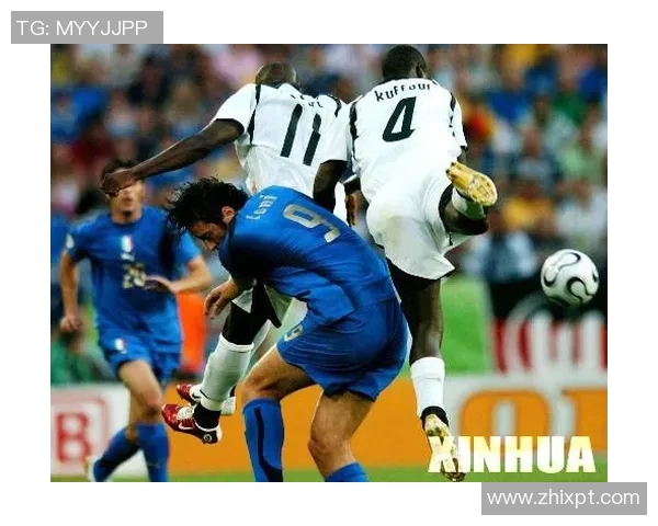 韩国足球明星综艺盛宴揭秘球场之外的精彩人生与幽默瞬间