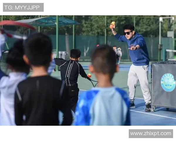 网球战术：武汉网球队的边路渗透体系